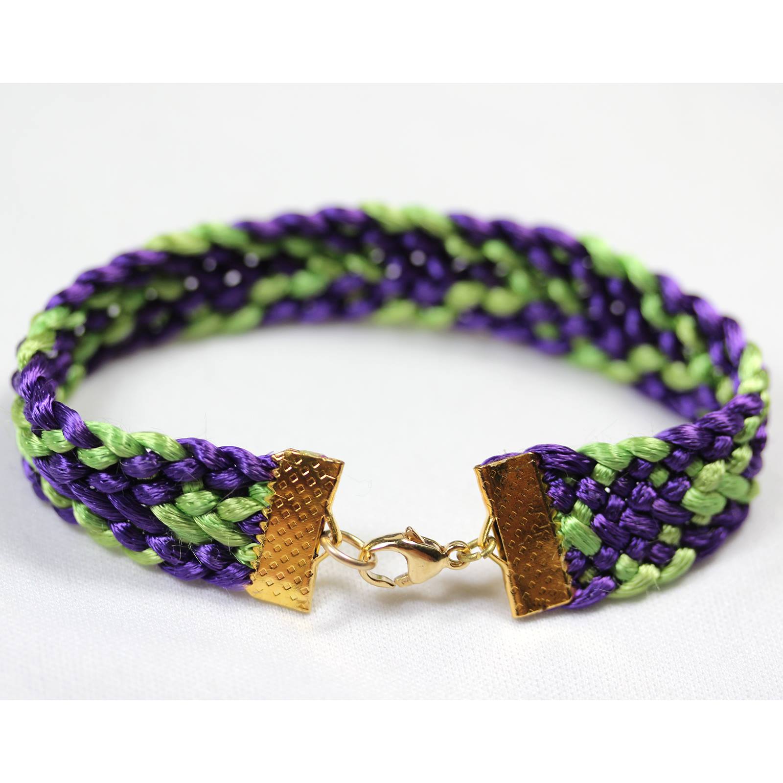 Designer Jewelry - Flat Braid Bracelet Pattern
