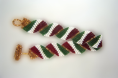 Designer Jewelry - Wavy Flag- Italy Bracelet Pattern